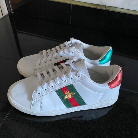 Gucci White WOMEN'S ACE SNEAKER WITH BEE - Picture 2 of 12